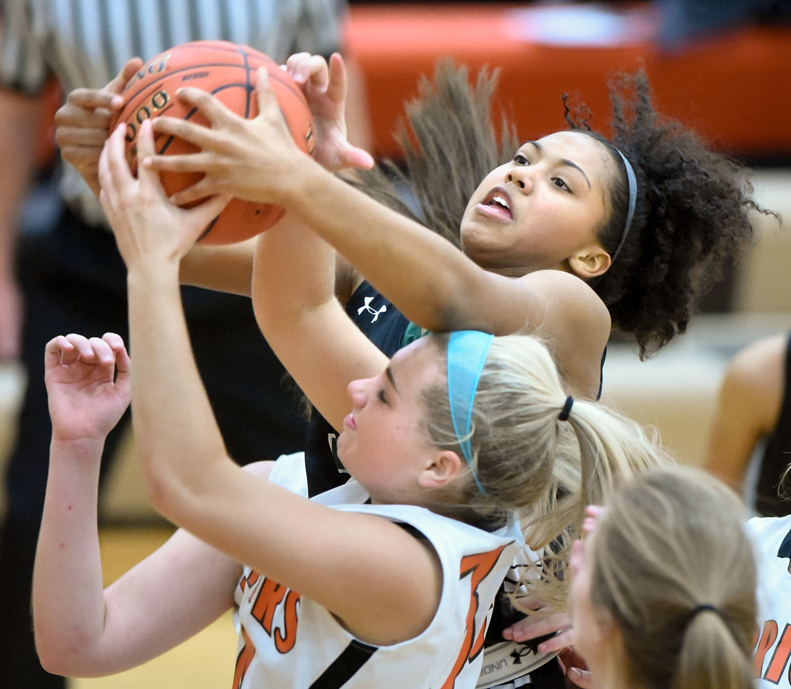 Basketball Sioux City West at Sergeant Bluff-Luton